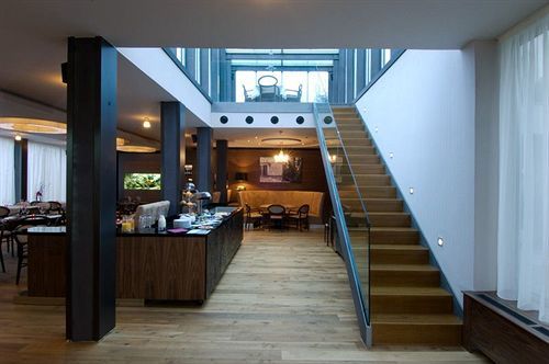 Aplaus Hotel